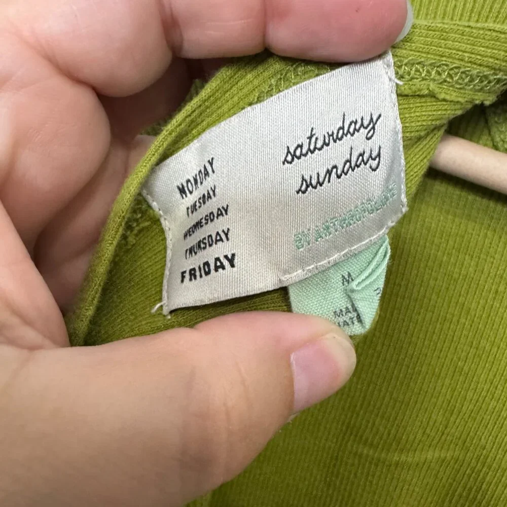 SATURDAY SUNDAY ANTHROPOLOGIE green rib knit long sleeve plunging back tee size